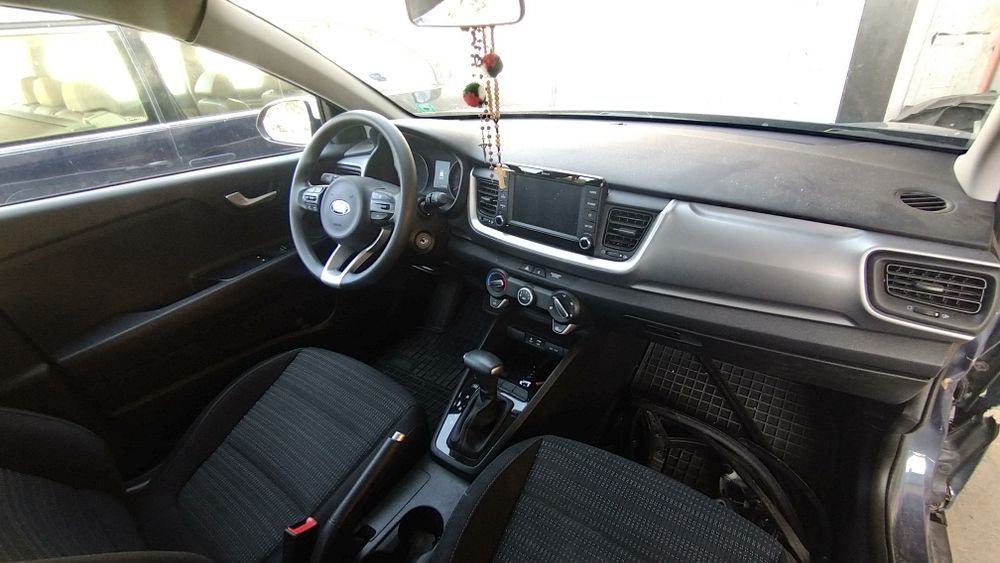 Киа Стоник  Kia Stonic