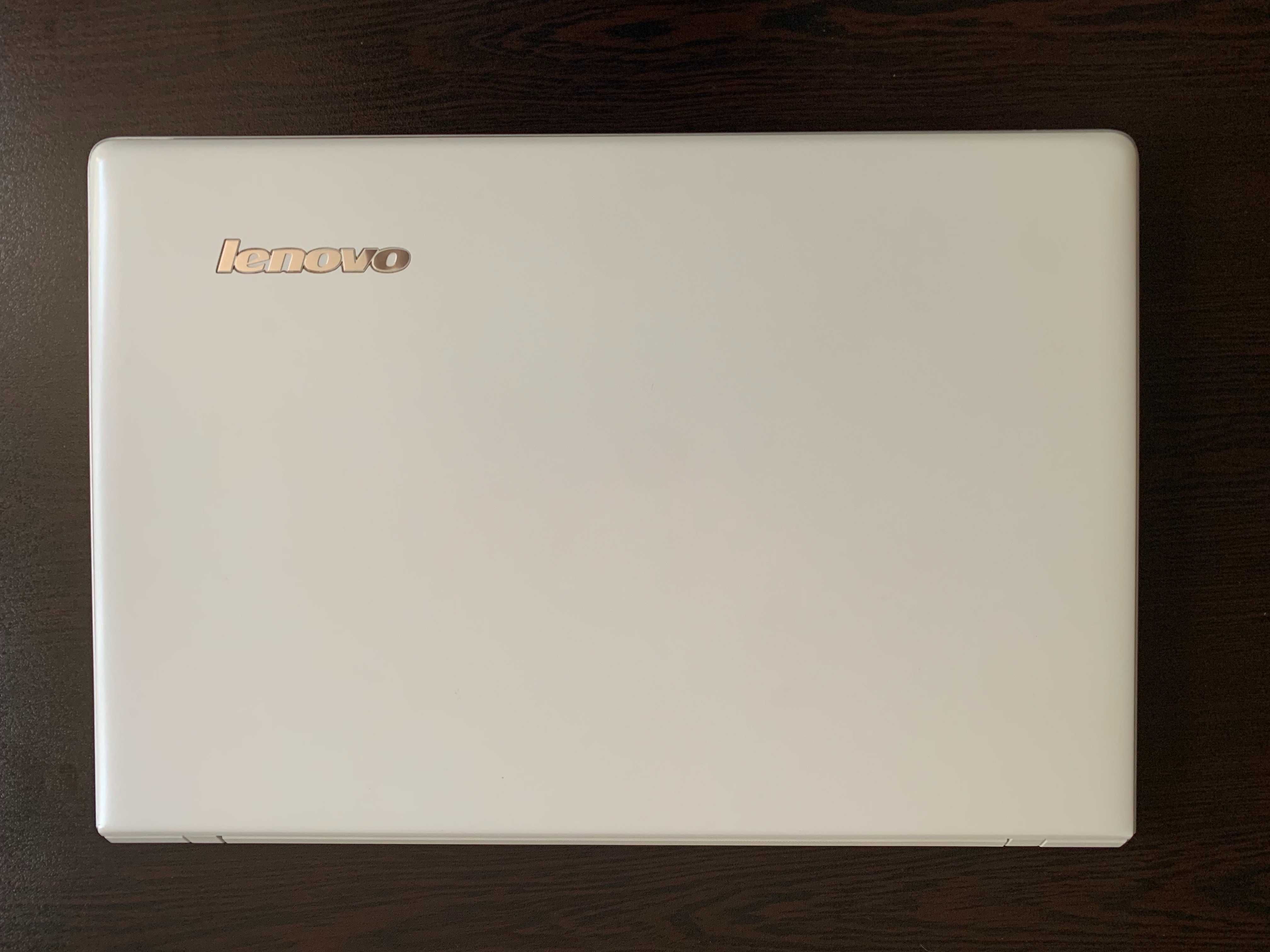 Laptop Lenovo z51 70 80k6 15.6'' инча 930GB HDD, 8GB RAM, Windows
