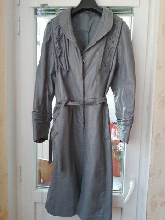 Кожено манто от 80-те на 20в.