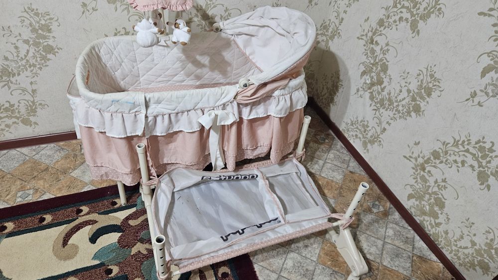 Продам детскую люльку