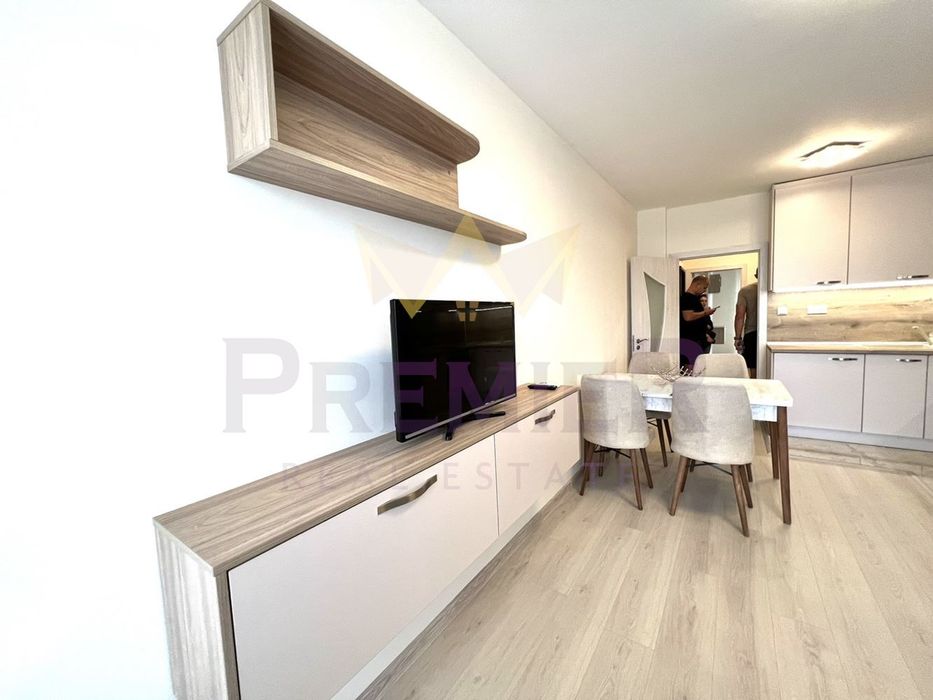 Дава се под наем Двустаен апартамент в Варна, Левски - 70 кв.м за 484.5 € - Снимка #3