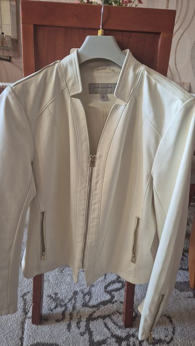 Дамско кожено яке