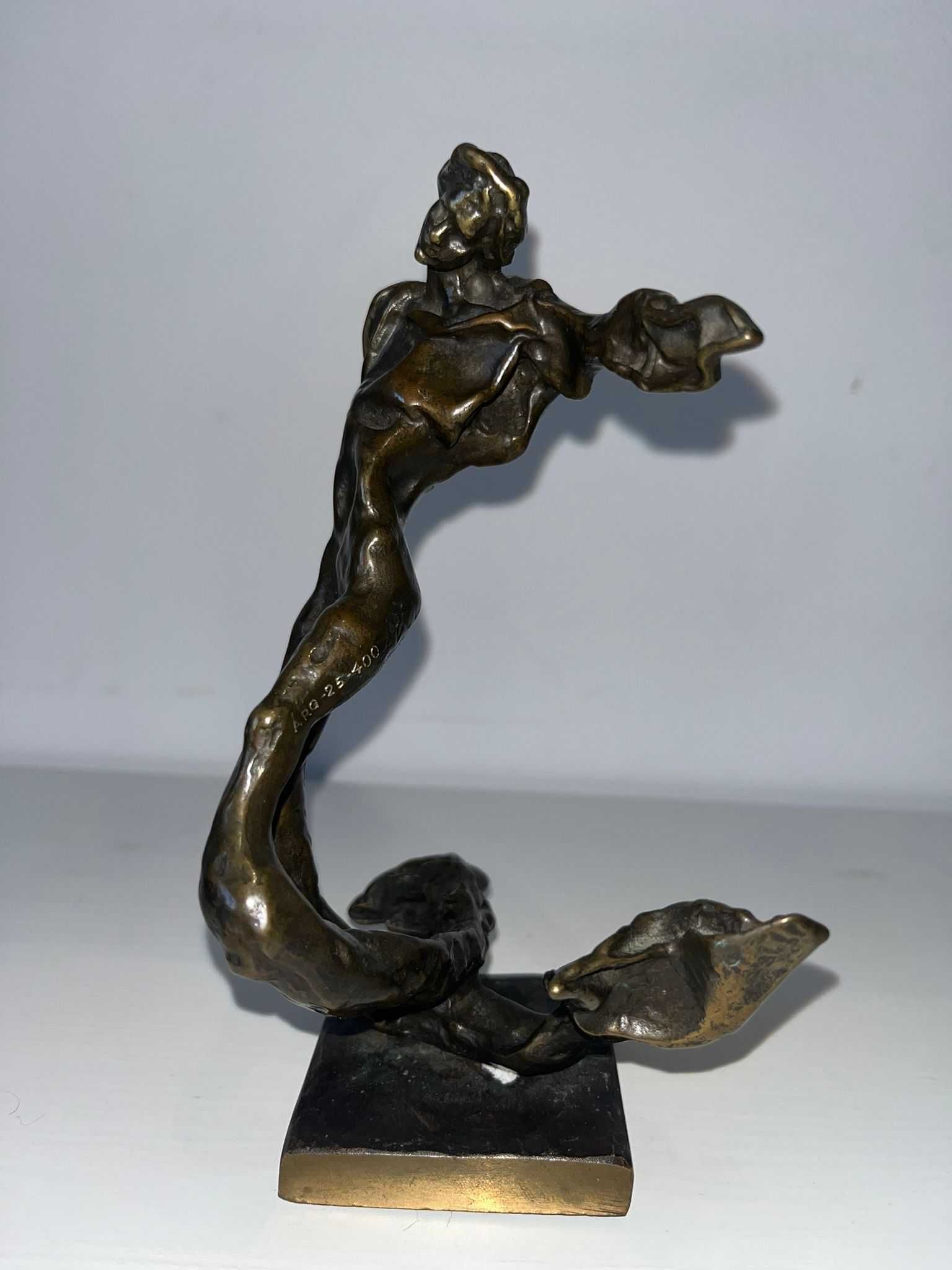 Triton înaripat ( 1972) de Salvador Dali, bronz semnat