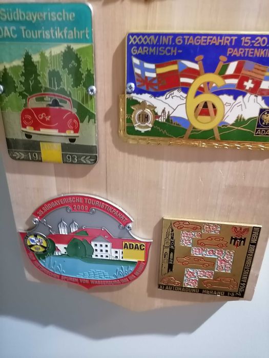 Ретро плакети за ретро автомобили