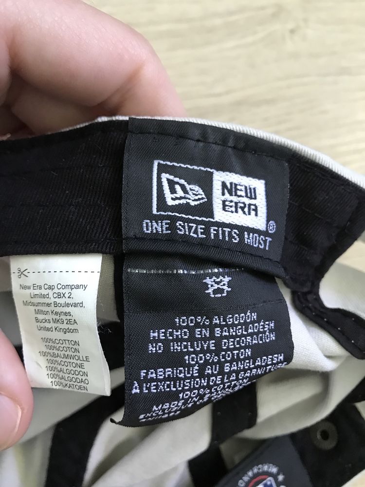 New Era шапка с козирка