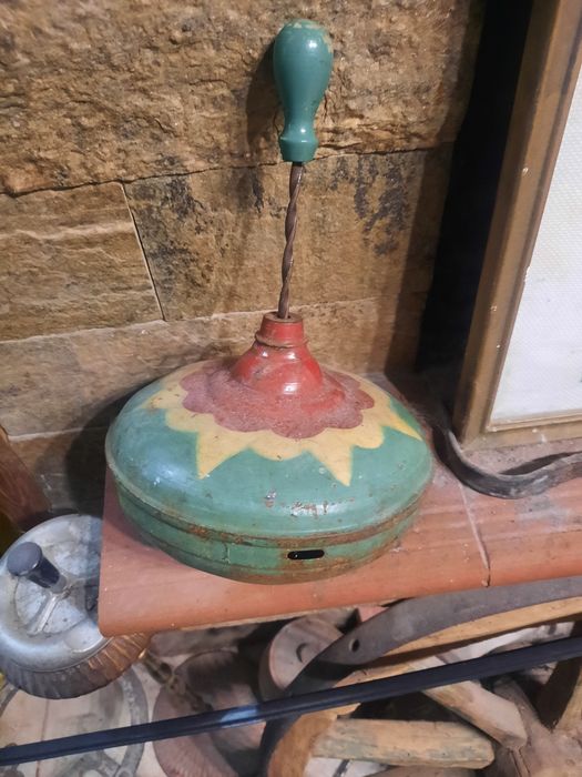 Стар пумпал от СОЦА