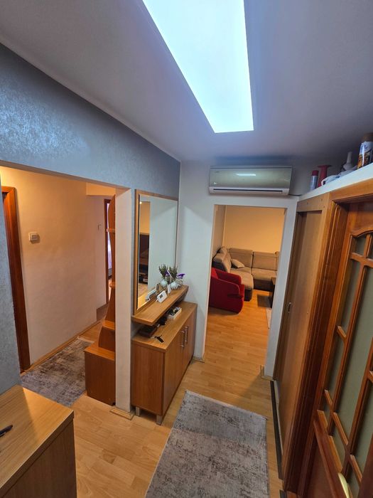 Particular vand Apartament decomandat 3 camere ultracentral Infratirii