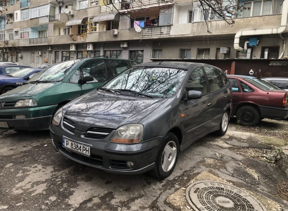 Nissan Almera Tino 2,2 dci 140 к.с. на части