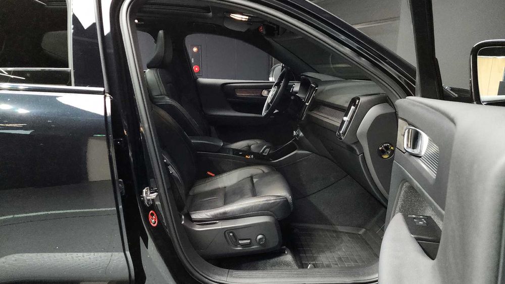 Volvo XC40 Twin   27