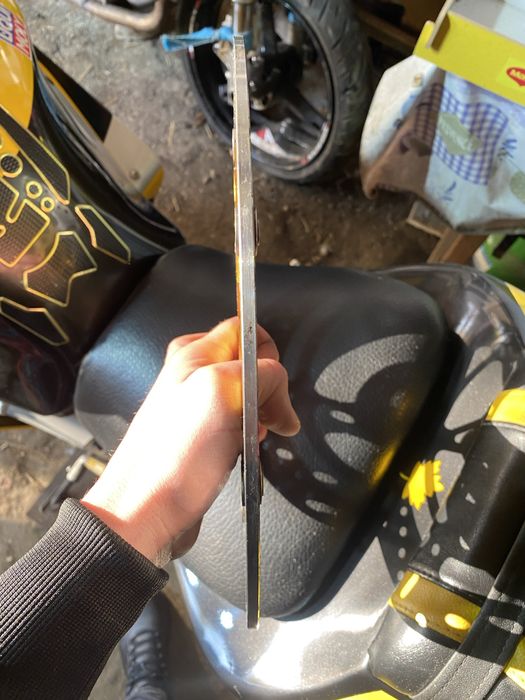 Disc frana fata Suzuki Gsx-R K1 -k2-k3 600 / 750 / 1000 k