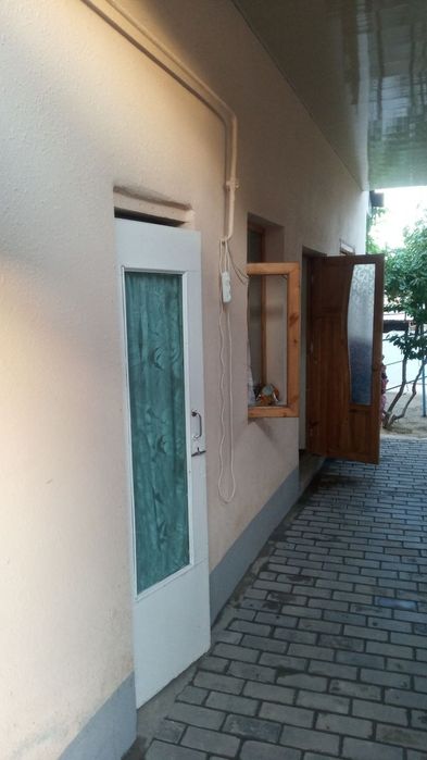 Луначарский  4 сотих   5  хона