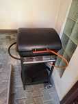 Grill pe gaz si pietre vulcanice