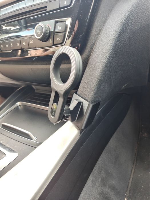 BMW F3X Magsafe стойка за телефон