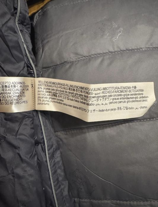 Vesta Massimo Dutti cu puf si pene verde