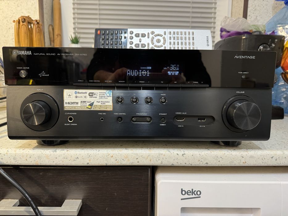 Yamaha RX-A750 resiver