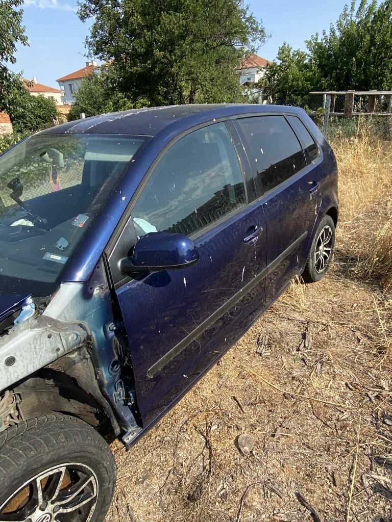 VW Polo 1,4 16V - На части
