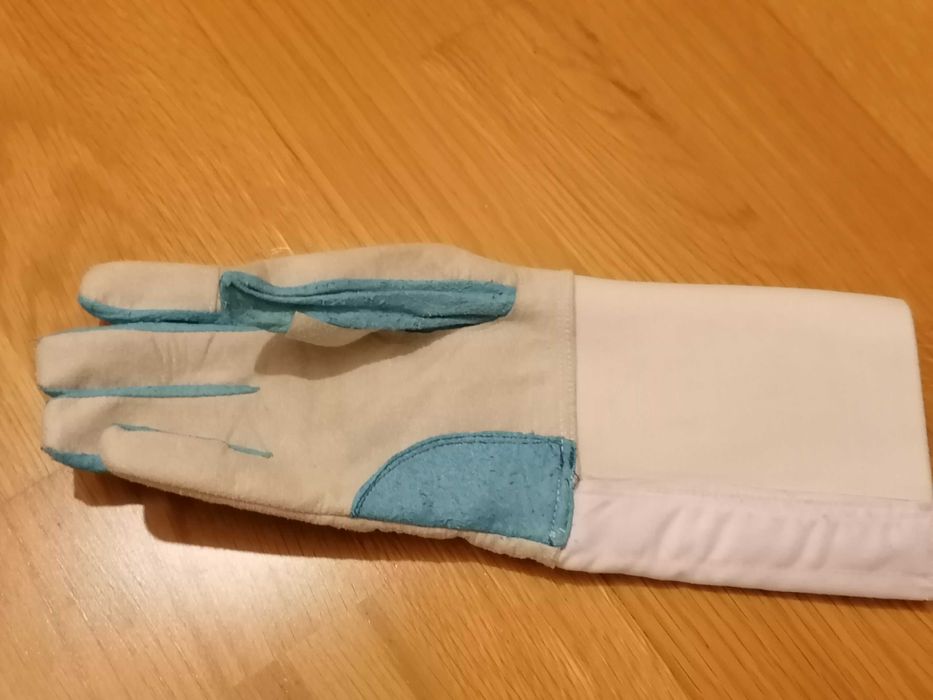 Costum pentru scrima