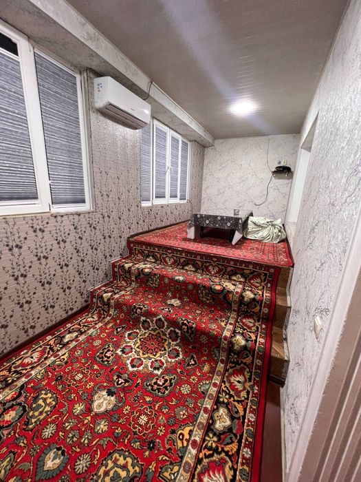 Слаедся квартира на аренду только для Студентов(Девушек)