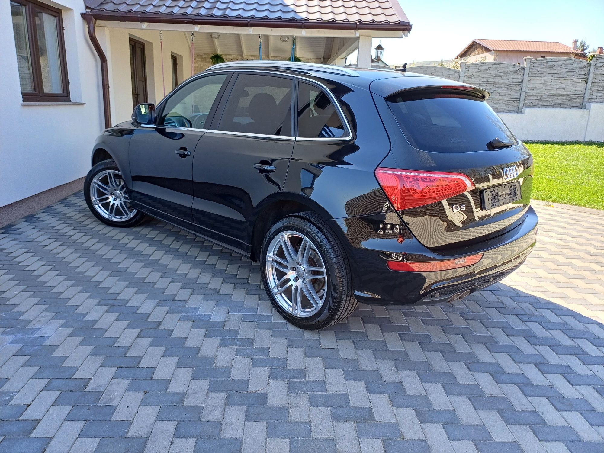 Audi q5 s line 2.0 d automat