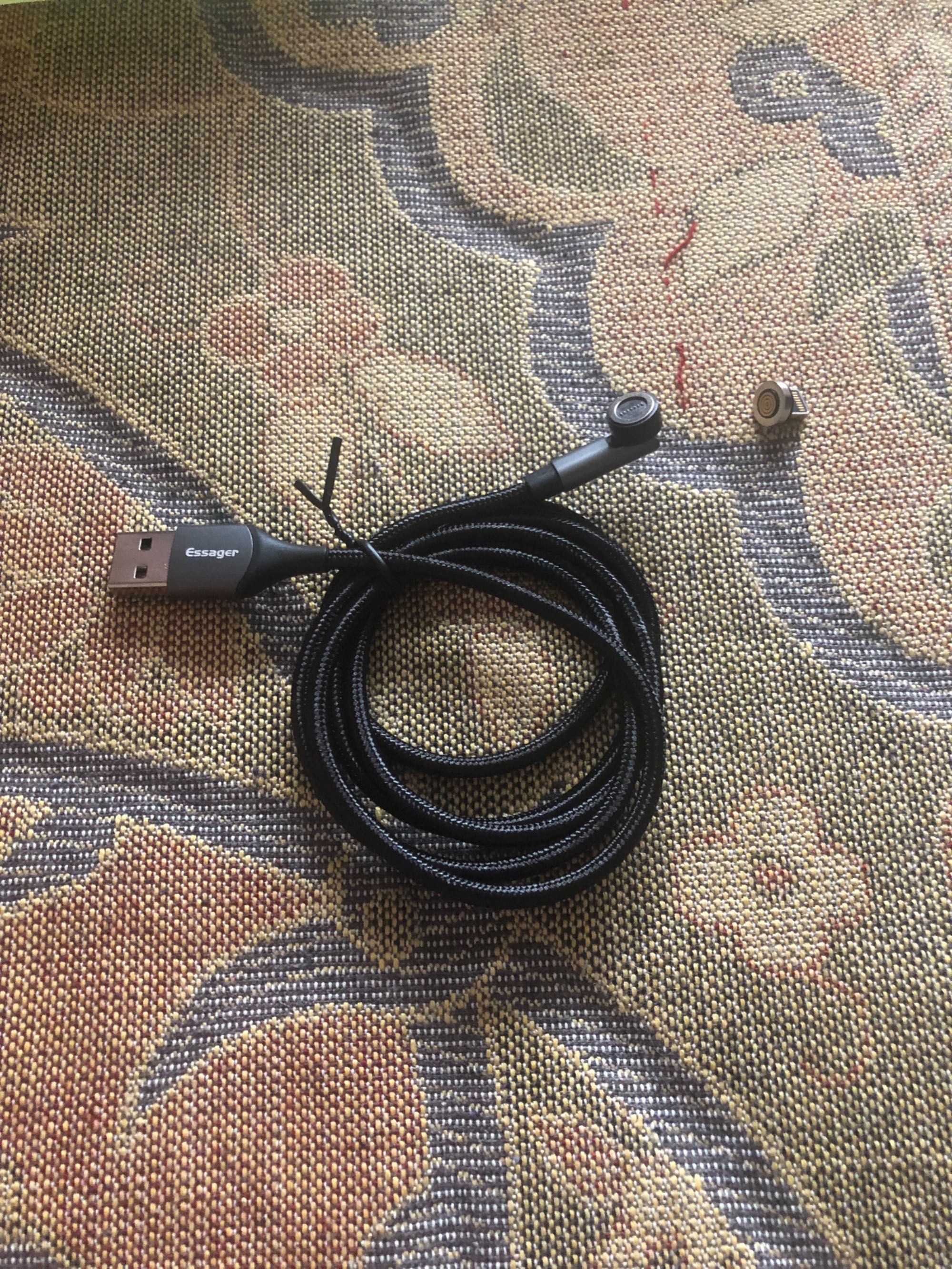 Зарядный кабель с магнитной головкой для iPhone. Ток 3А. Угол360*+180*