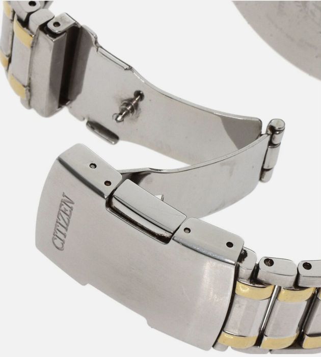 Ceas cronograf Citizen Eco Drive Radio Solar E650 
Angre