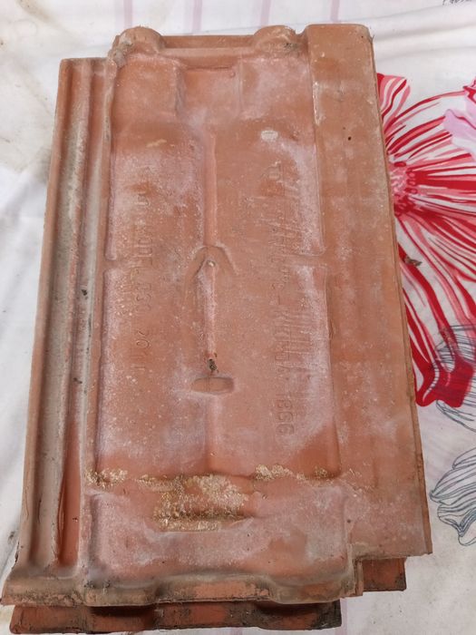 Țigla ceramică 100 buc