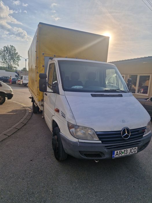 Vând Mercedes Sprinter