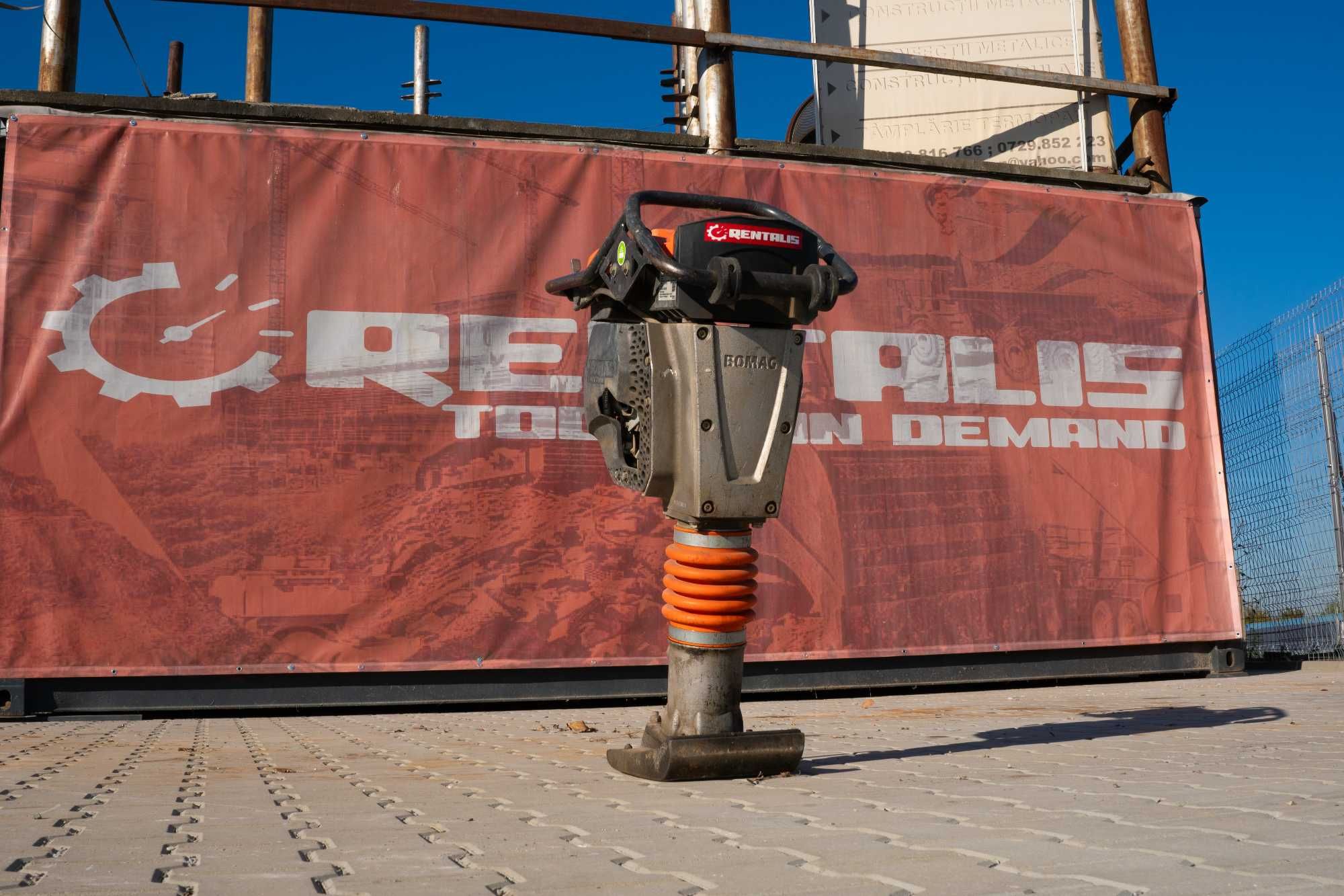 Inchiriem mai compactor