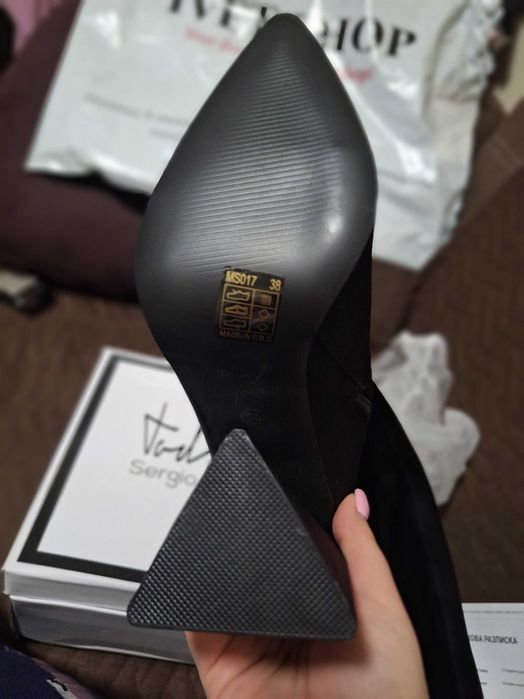 Чисто нови. НЕНОСЕНИ! Ботуши Gromexa 38