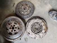 Kit ambreiaj volanta masa dubla vw passat b7 2.0tdi 140cp CFF 700lei