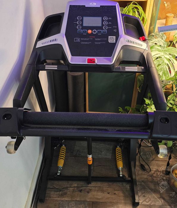 Banda de alergat electrica FitTronic D100