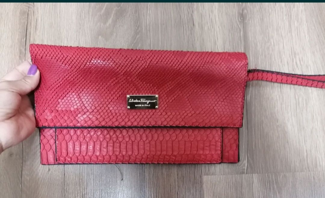 Продам модный клатч