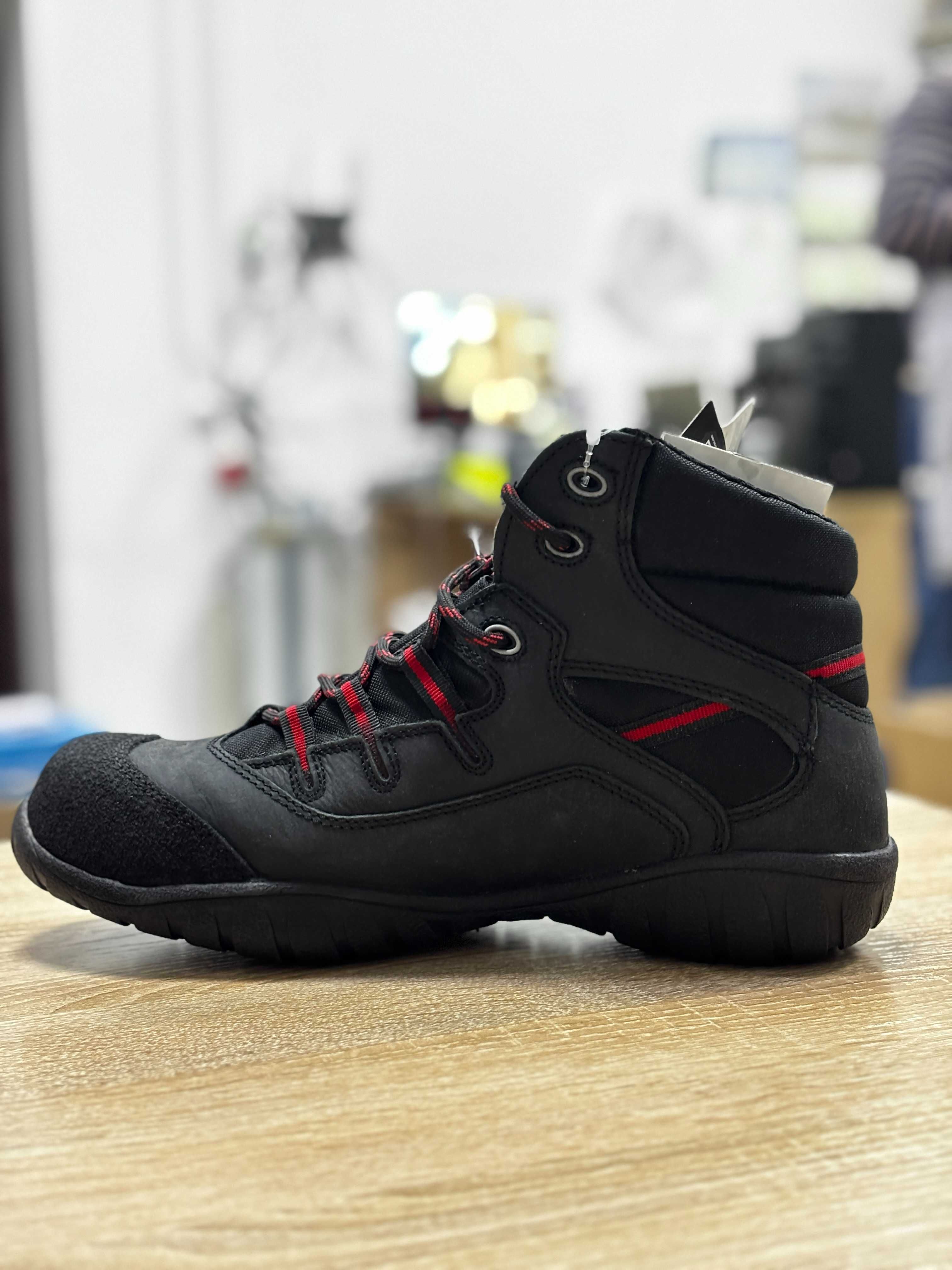 Sport New York S3 Black/Red р.43