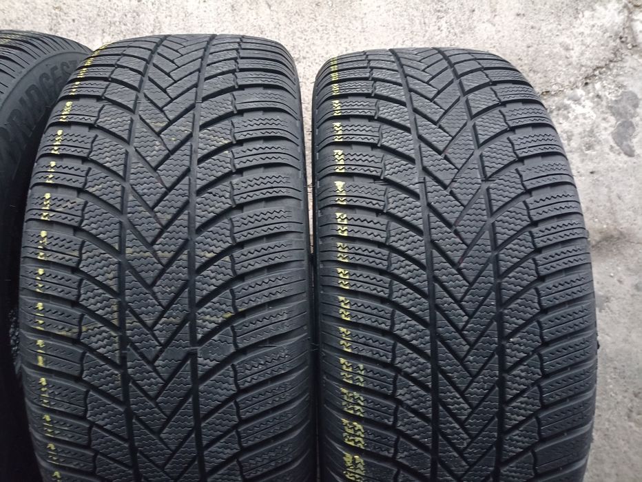 4 anvelope de iarna Bridgestone 2x235/55 R19 dot1521 2x255/50 R19