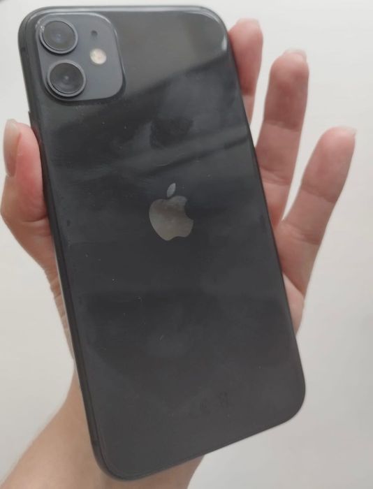 iPhone 11 в отличном состоянии