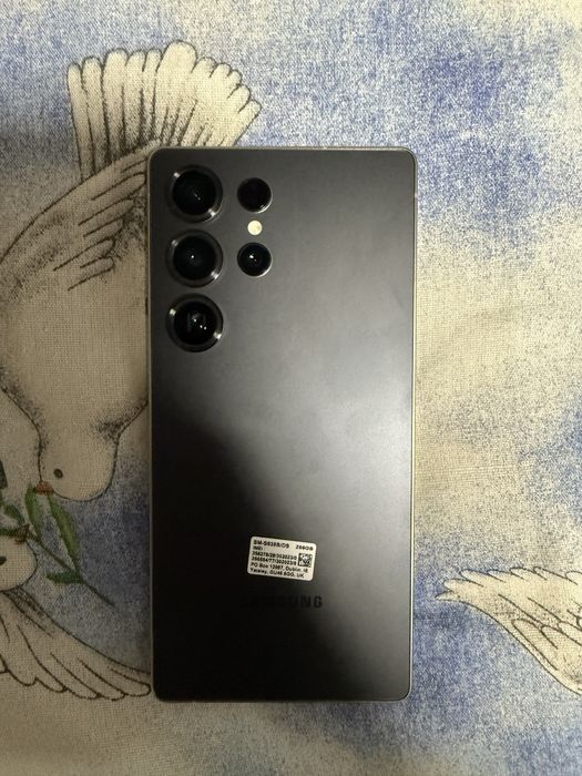 Vând samsung s25 ultra
