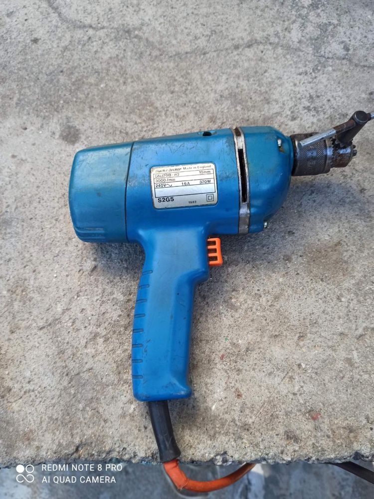 Дрелки black decker