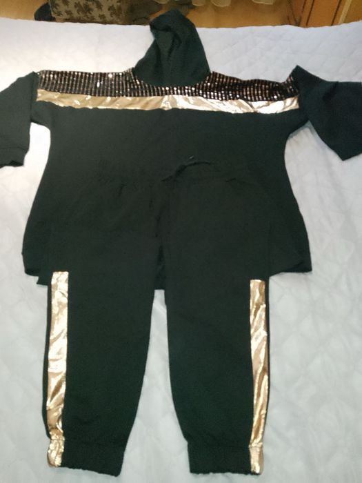 Нов ефектен дамски екип