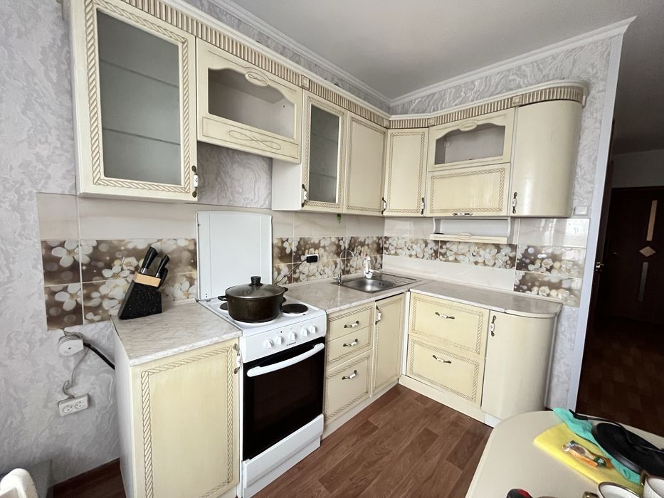 Кухонный гарнитур,