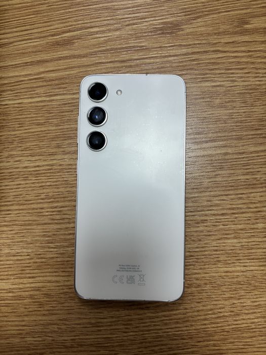 Vand Samsung Galaxy S23 256 Gb Fullbox impecabil