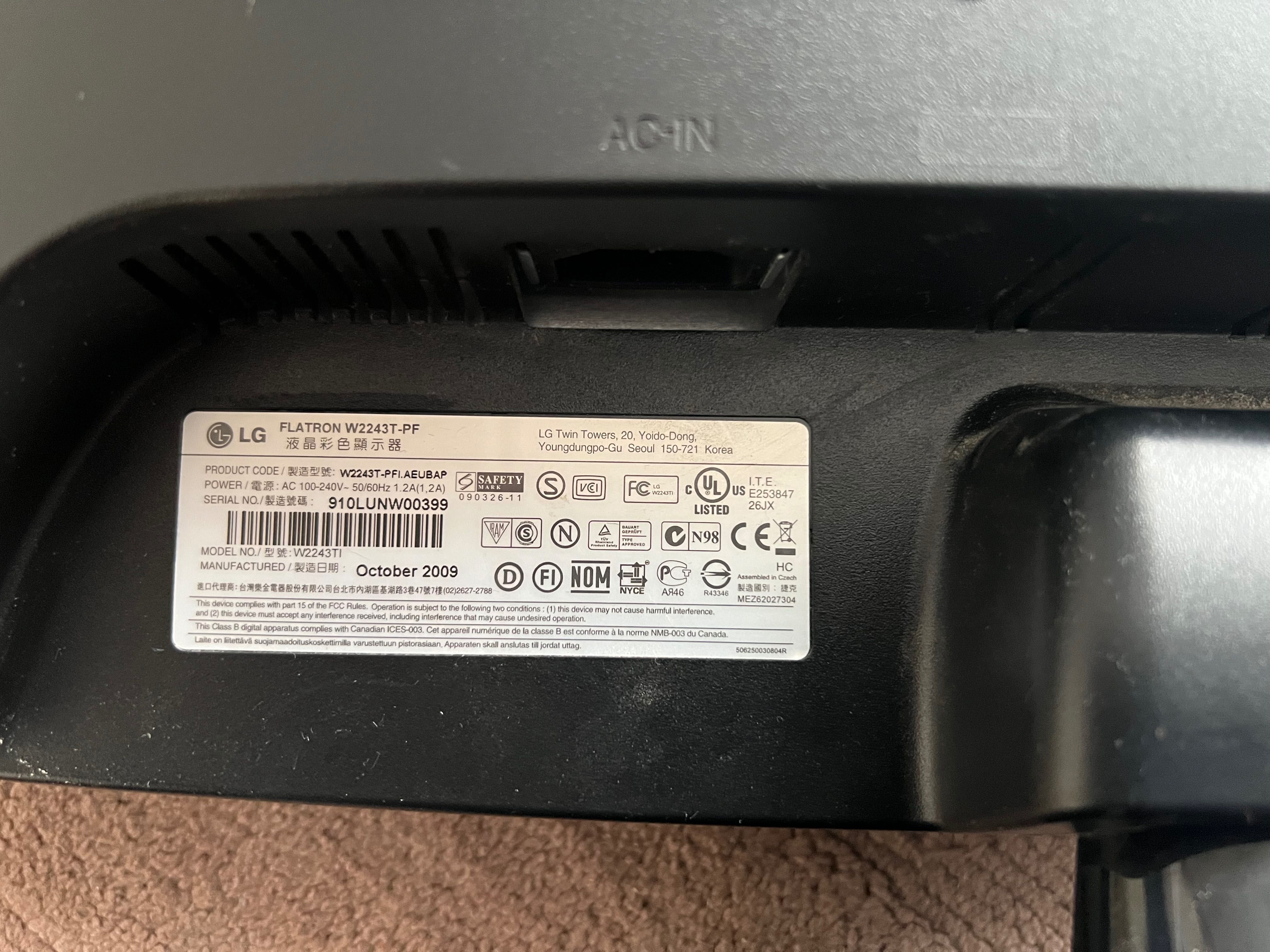 Монитор LG 22 “FLATRON W 2243T-PF