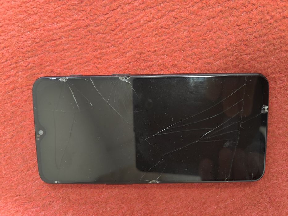 OnePlus 6 T за части