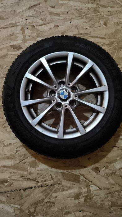 Vând genti BMW 16" CU cauciucuri Michelin