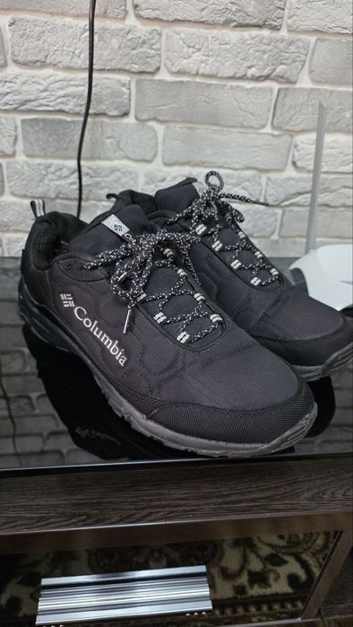 Оригинальные кроссы Columbia