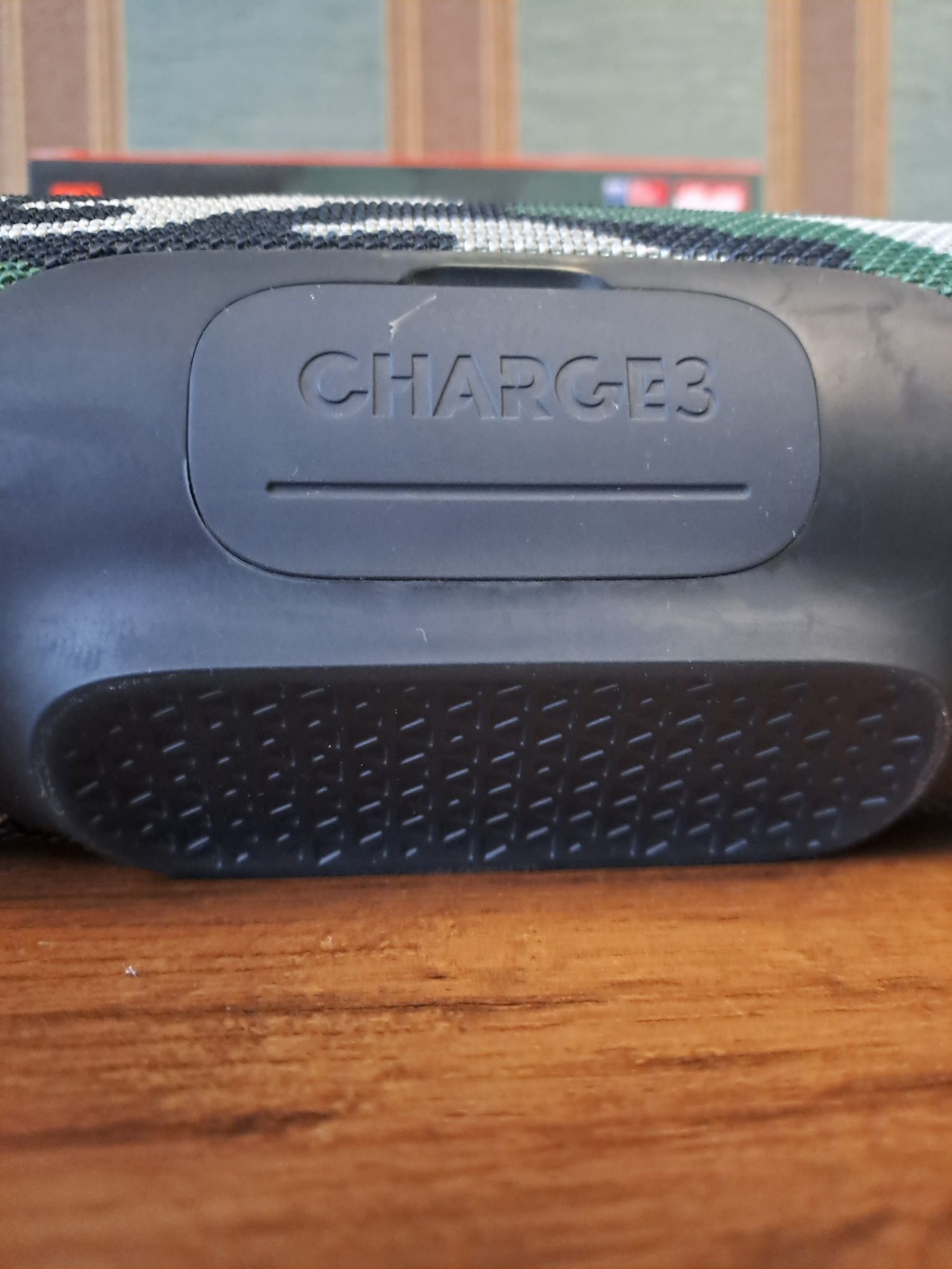 Колонка jbl charge 3