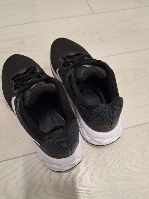 Дамски маратонки Nike / Найк