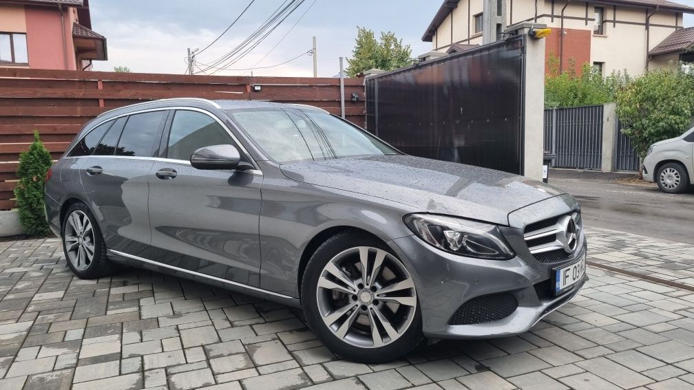 Mercedes Benz  c class C 300 H NAVI  LED EUR 6 HIBRID