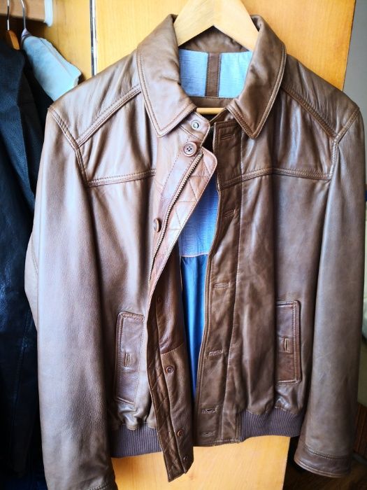 Jachetă din piele Massimo Dutti (tip bomber)