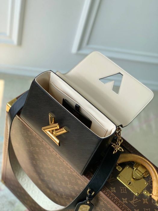 Geanta Louis Vuitton Twist Epi