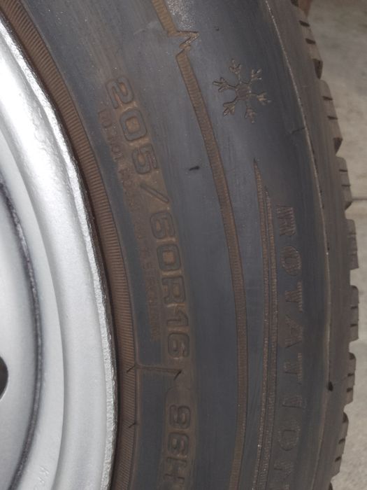 Зимни гуми със джанти